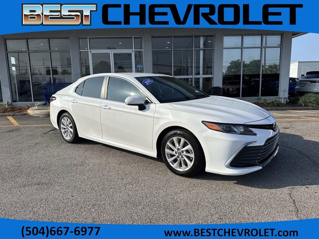 2023 Toyota Camry LE