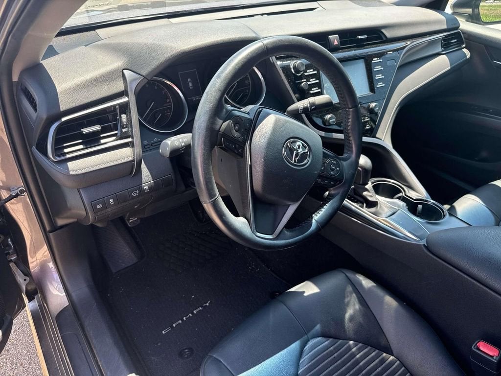 2020 Toyota Camry SE
