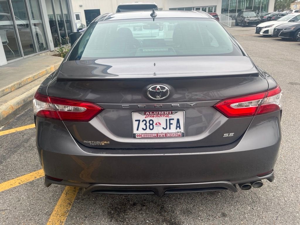 2020 Toyota Camry SE