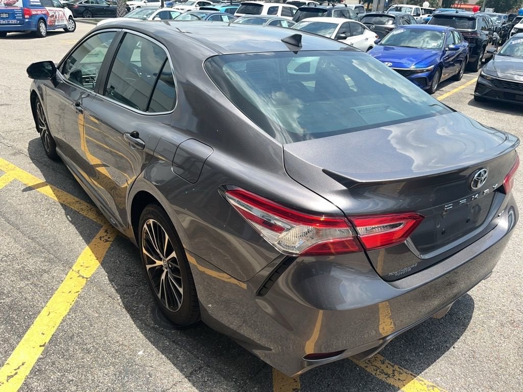 2020 Toyota Camry SE
