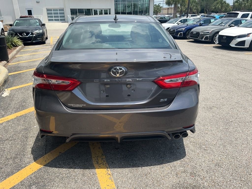 2020 Toyota Camry SE