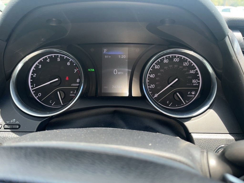 2020 Toyota Camry SE