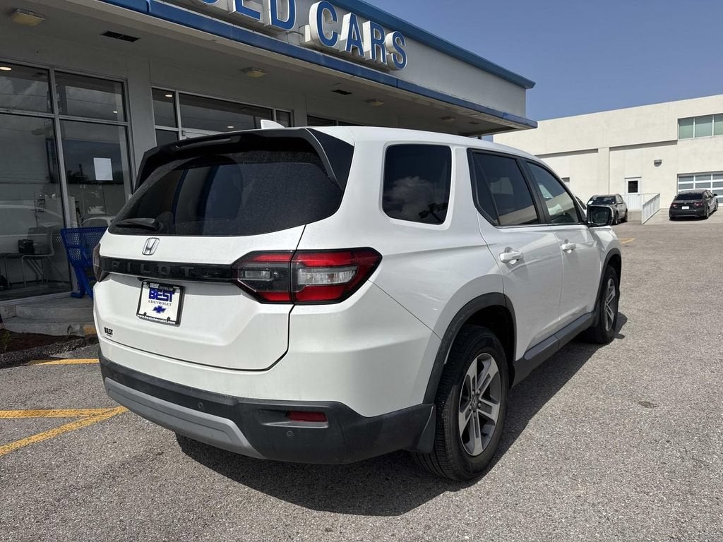 2023 Honda Pilot EX-L 8 Passenger
