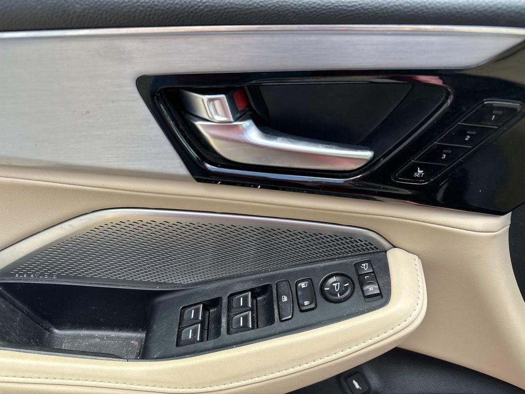2023 Acura MDX w/Technology Package