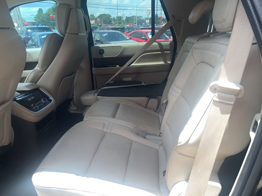 2019 Lincoln Navigator Select