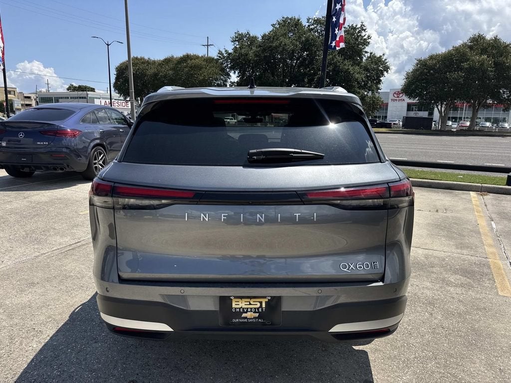 2026 INFINITI QX60 LUXE
