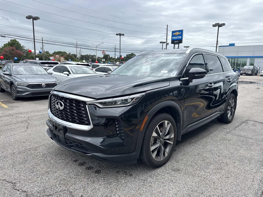 2023 INFINITI QX60 LUXE