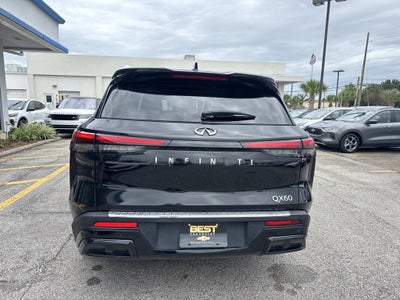 2023 INFINITI QX60 LUXE