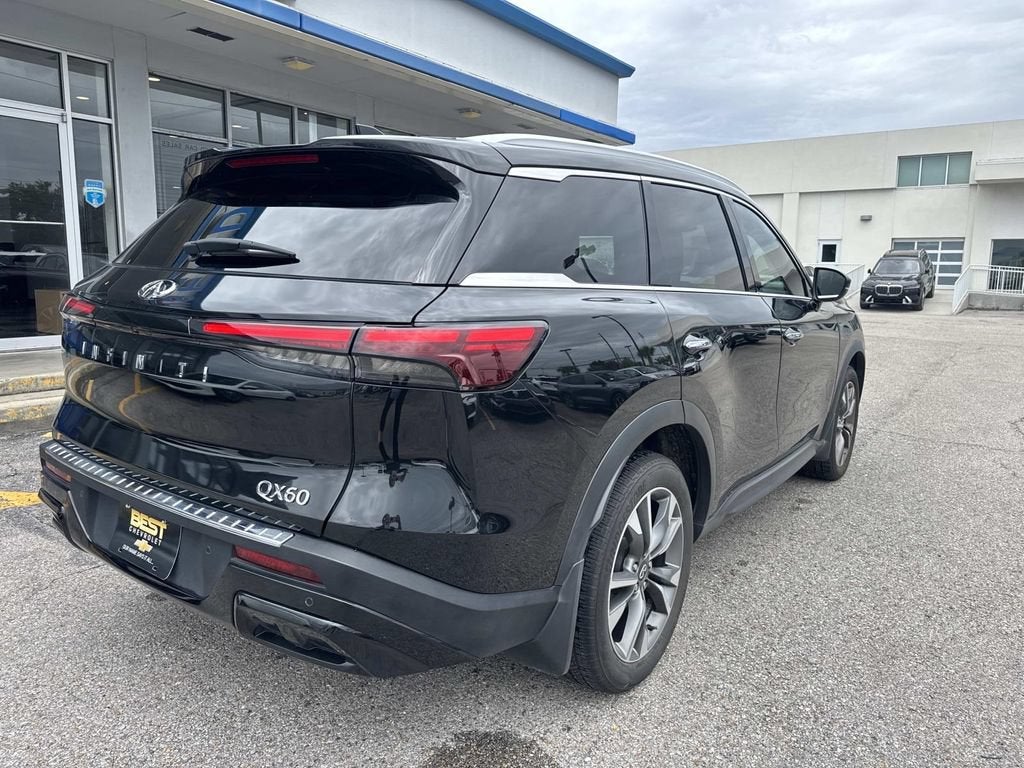 2023 INFINITI QX60 LUXE