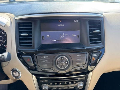 2017 Nissan Pathfinder SV