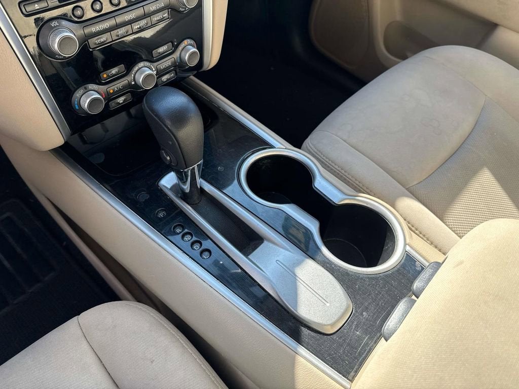 2017 Nissan Pathfinder SV