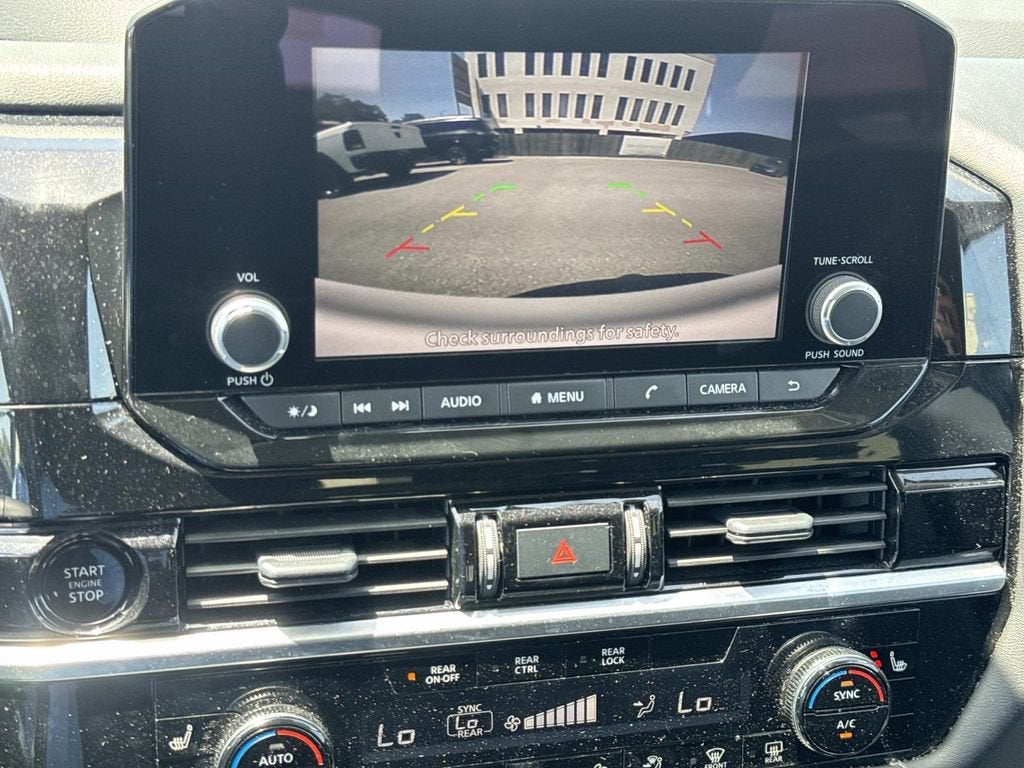 2025 Nissan Pathfinder SV - Photo 25