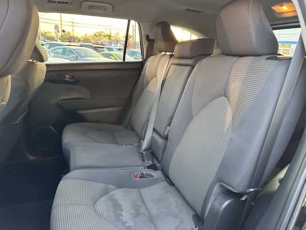 2023 Toyota Highlander L