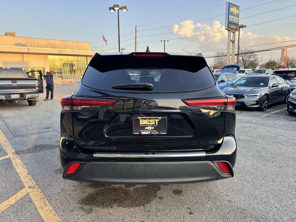 2023 Toyota Highlander L