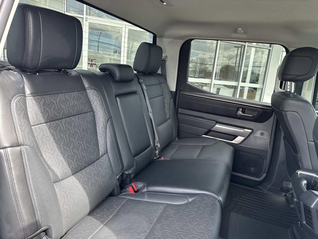 2024 Toyota Tundra 4WD SR5