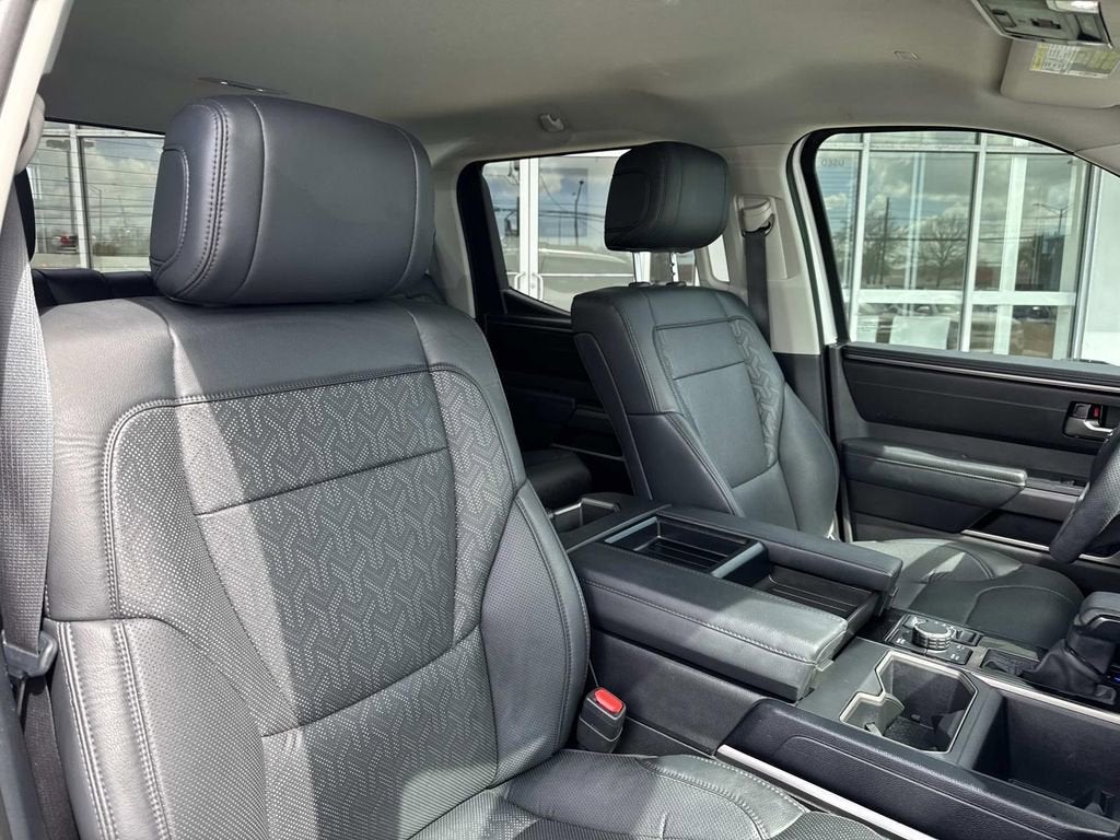 2024 Toyota Tundra 4WD SR5