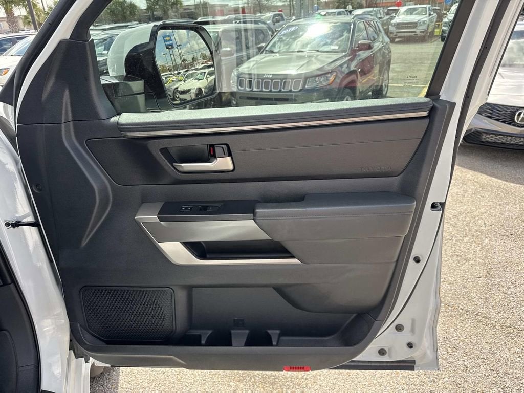 2024 Toyota Tundra 4WD SR5