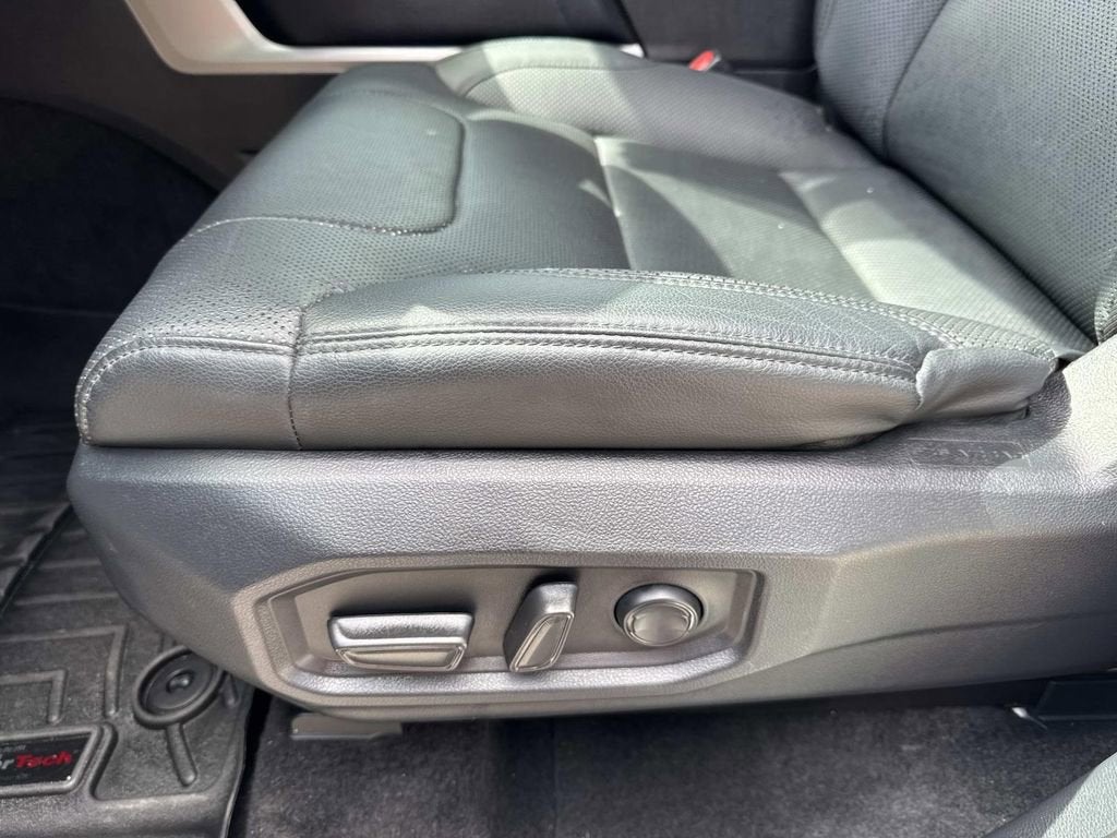 2024 Toyota Tundra 4WD SR5