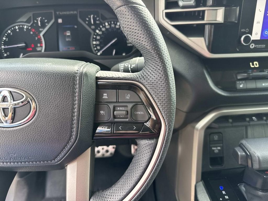 2024 Toyota Tundra 4WD SR5