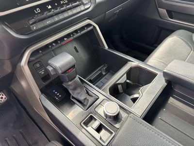 2024 Toyota Tundra 4WD SR5