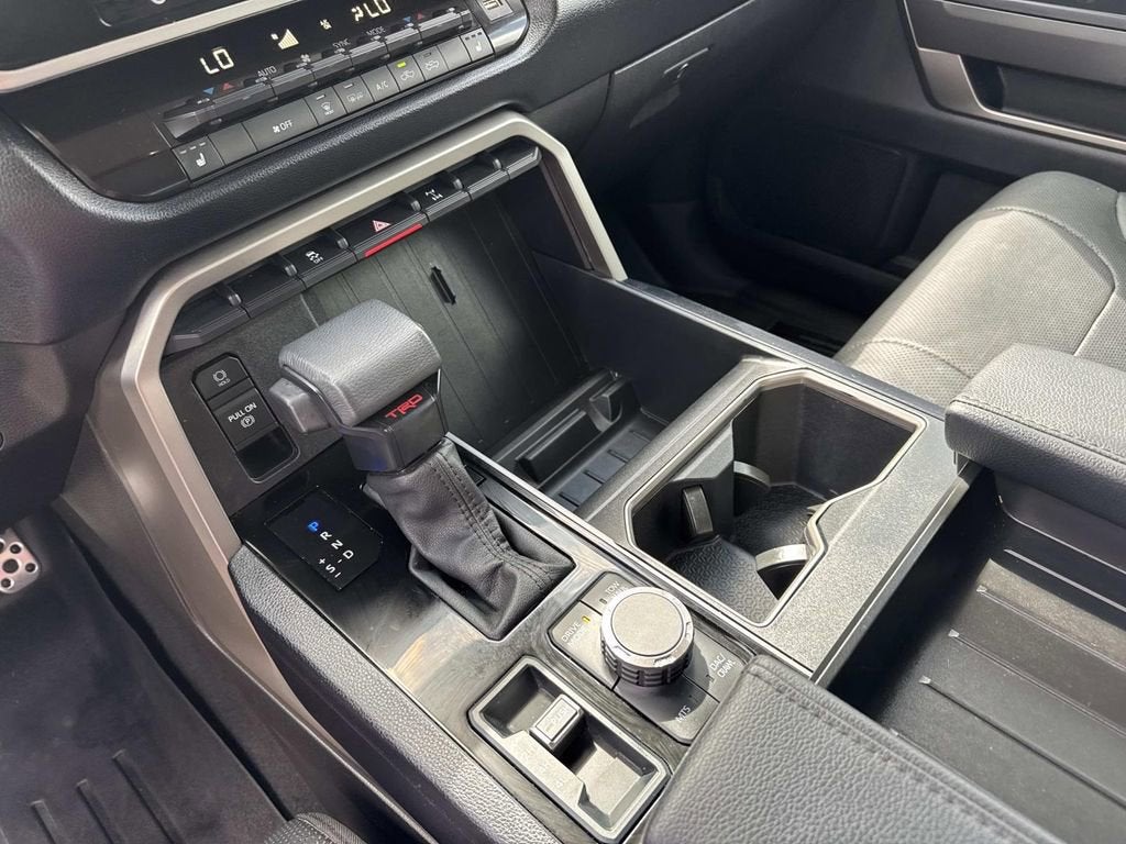 2024 Toyota Tundra 4WD SR5