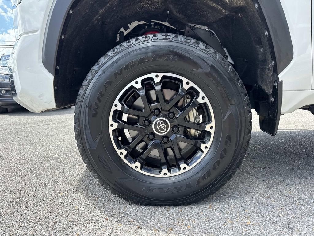 2024 Toyota Tundra 4WD SR5