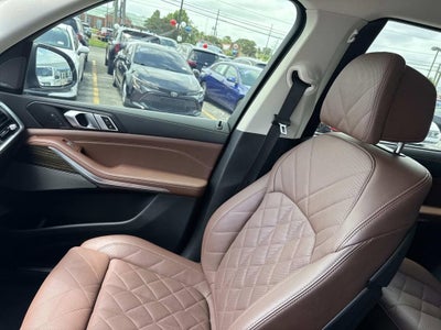2023 BMW X7 xDrive40i
