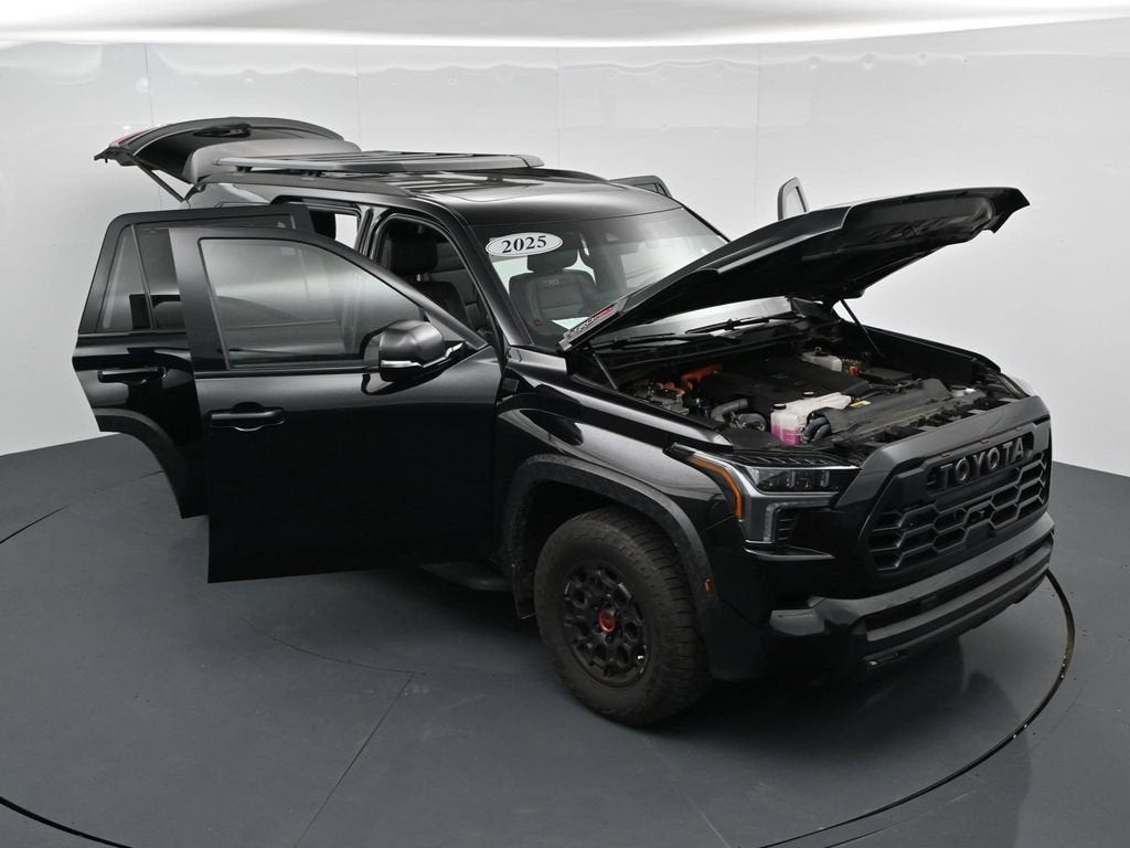2025 Toyota Sequoia SR5