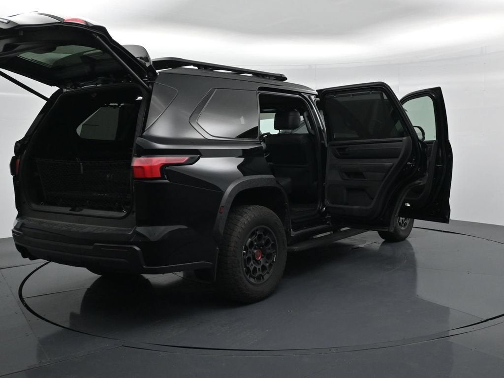 2025 Toyota Sequoia SR5