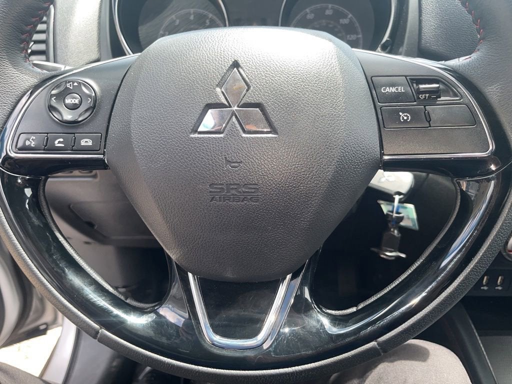 2025 Mitsubishi Outlander Sport S