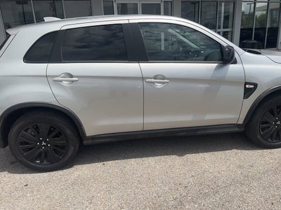 2025 Mitsubishi Outlander Sport S