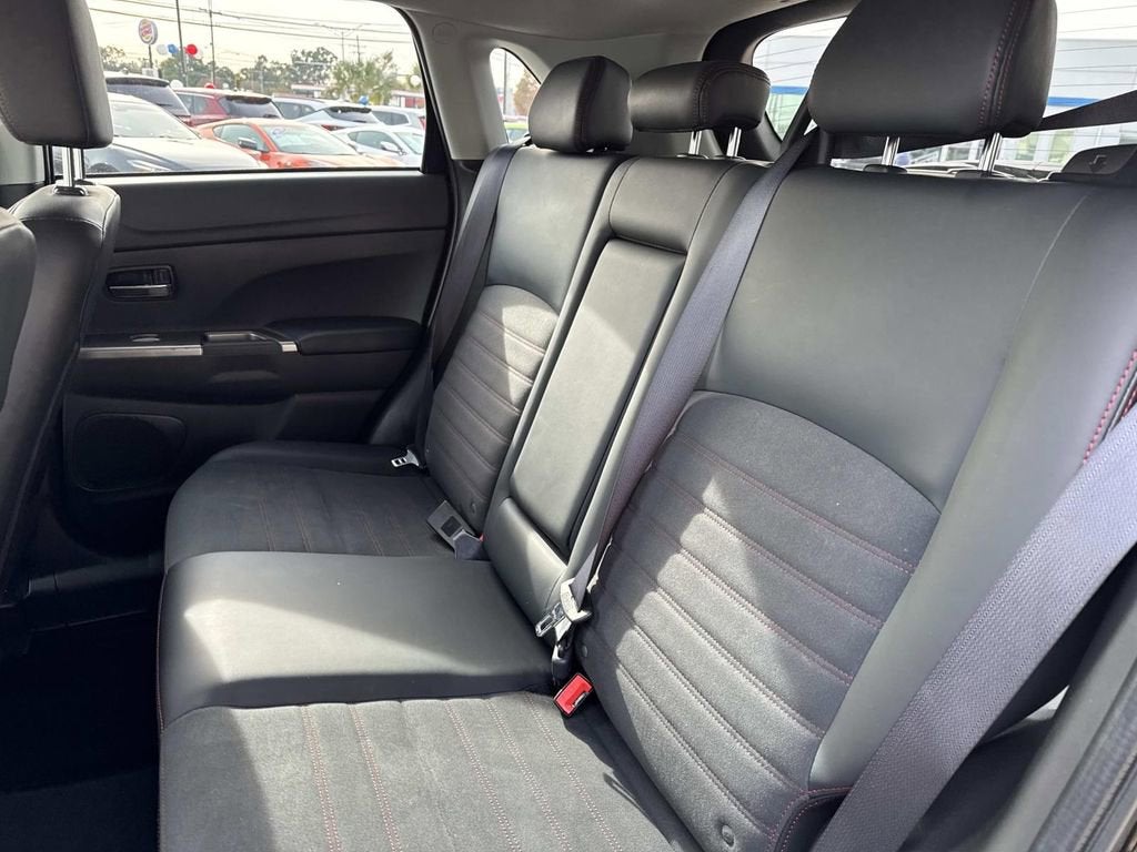 2025 Mitsubishi Outlander Sport S