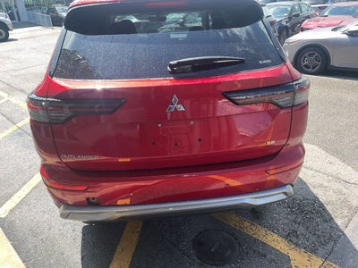 2025 Mitsubishi Outlander SE