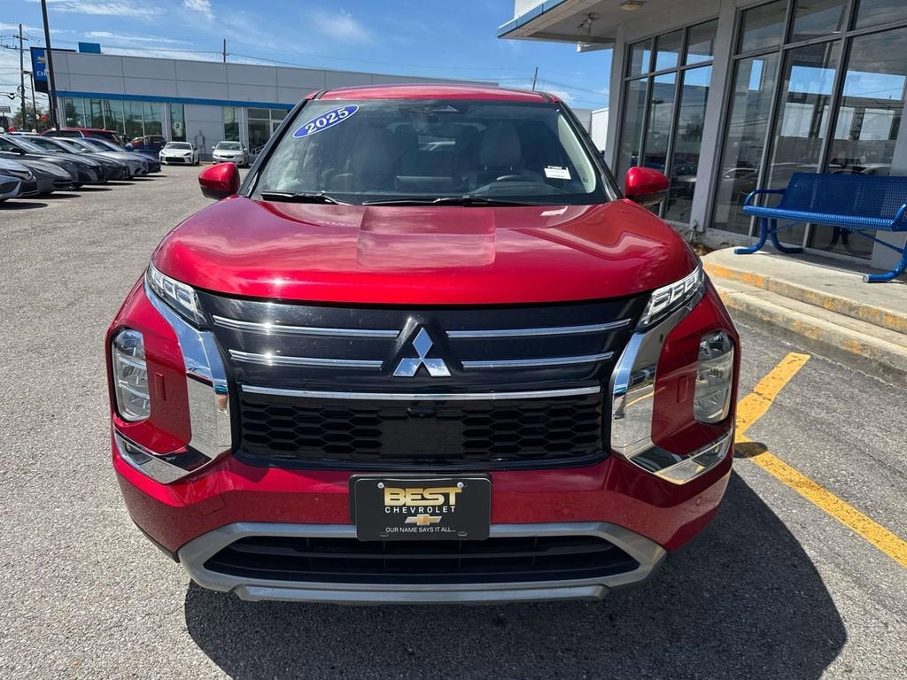 2025 Mitsubishi Outlander SE