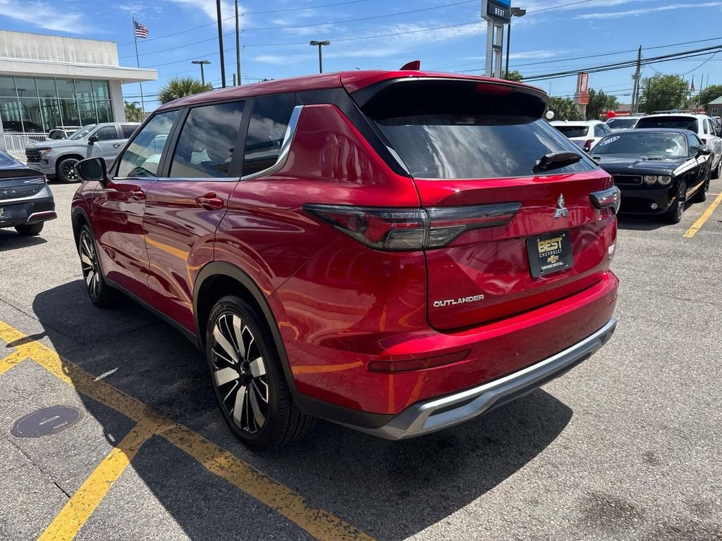 2025 Mitsubishi Outlander SE