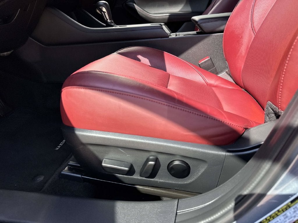 2026 Mazda Mazda3 Hatchback 2.5 S Carbon Edition