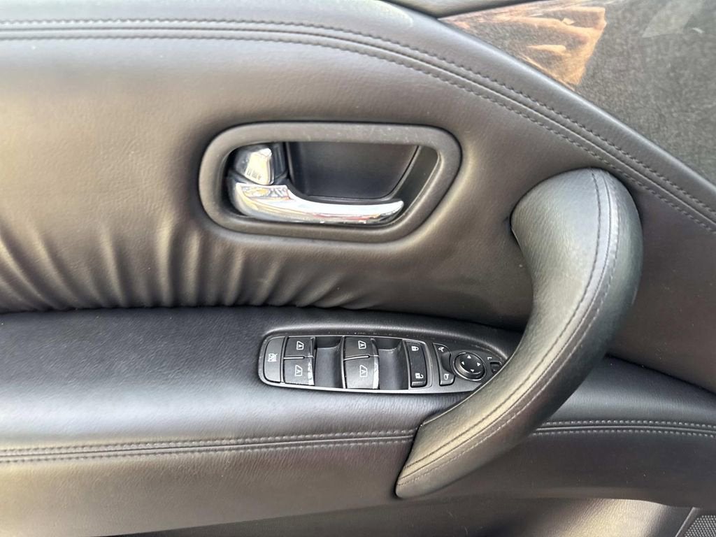 2023 Nissan Armada SV