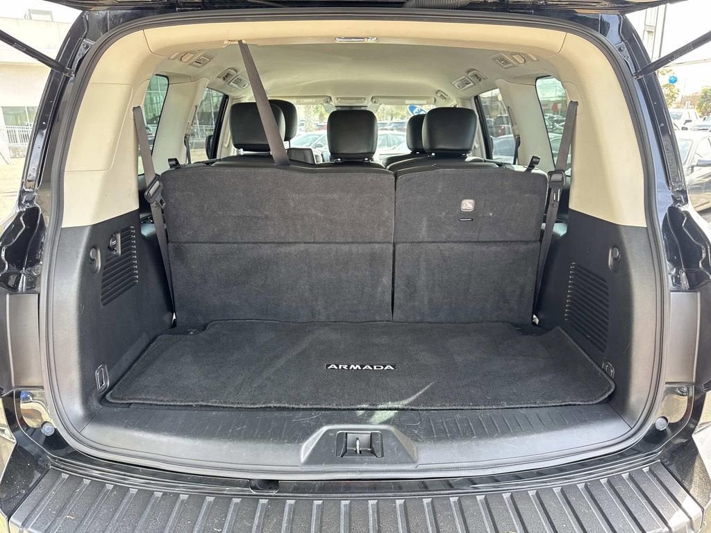 2023 Nissan Armada SV