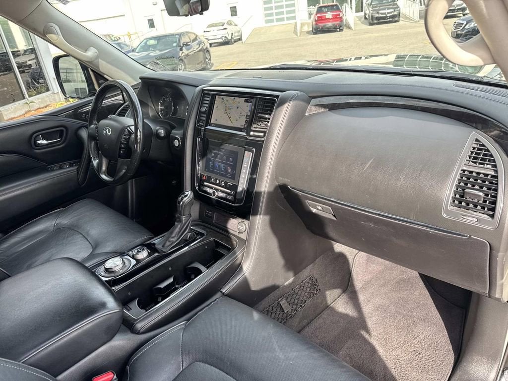 2021 INFINITI QX80 LUXE