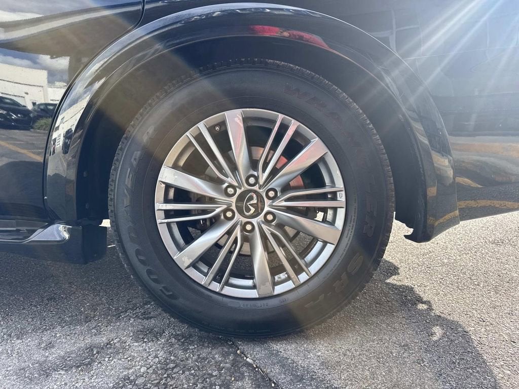 2021 INFINITI QX80 LUXE