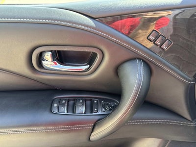 2024 INFINITI QX80 LUXE