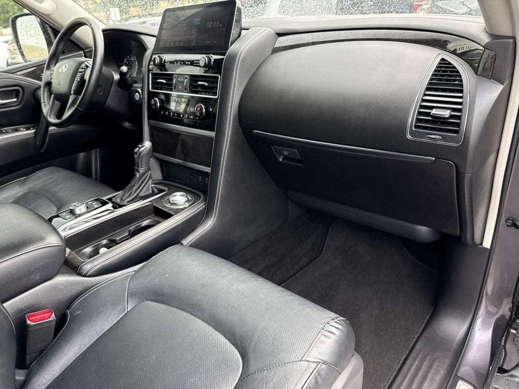 2024 INFINITI QX80 LUXE
