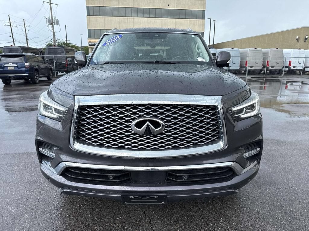 2024 INFINITI QX80 LUXE