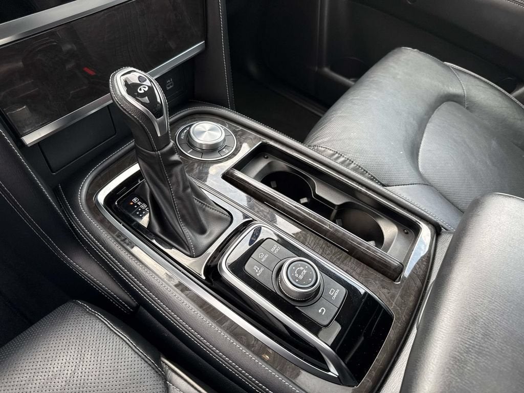 2024 INFINITI QX80 LUXE