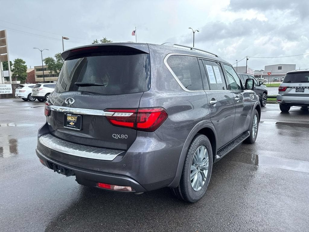 2024 INFINITI QX80 LUXE