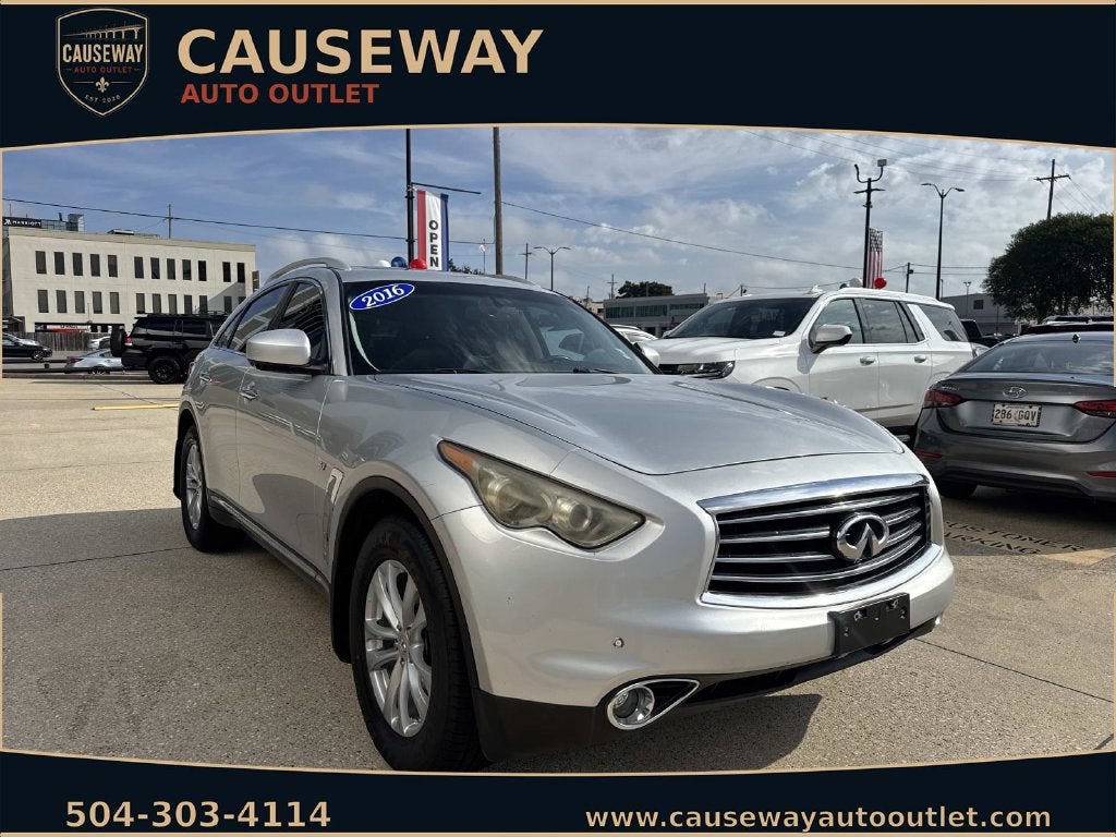 2016 INFINITI QX70