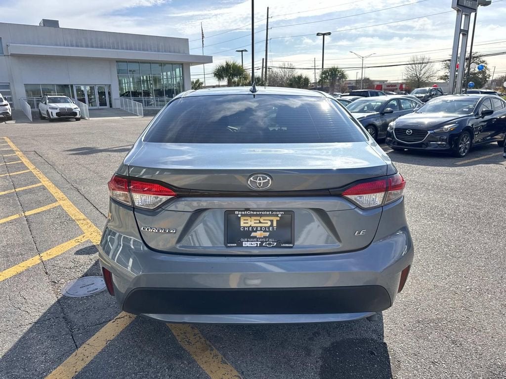 2022 Toyota Corolla LE