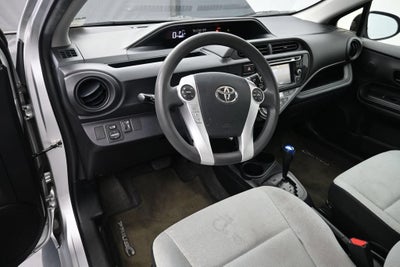 2016 Toyota Prius c One