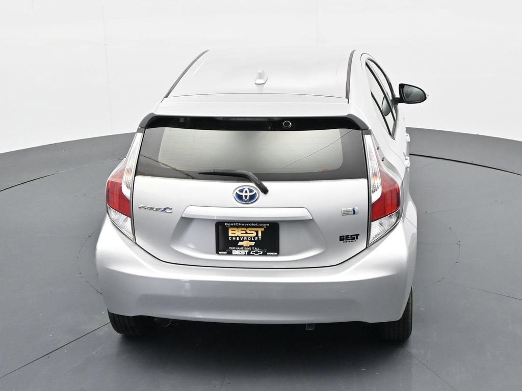 2016 Toyota Prius c One