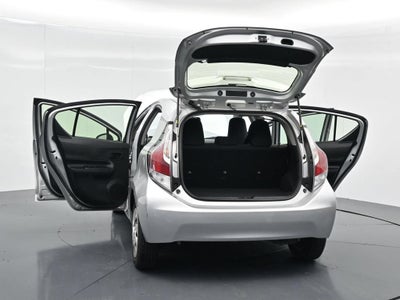 2016 Toyota Prius c One